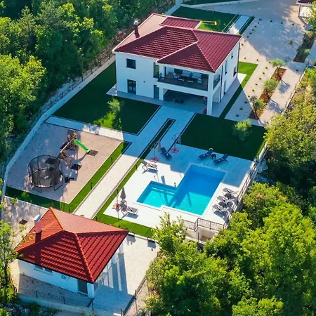 Villa Lea-makarska By Guide *